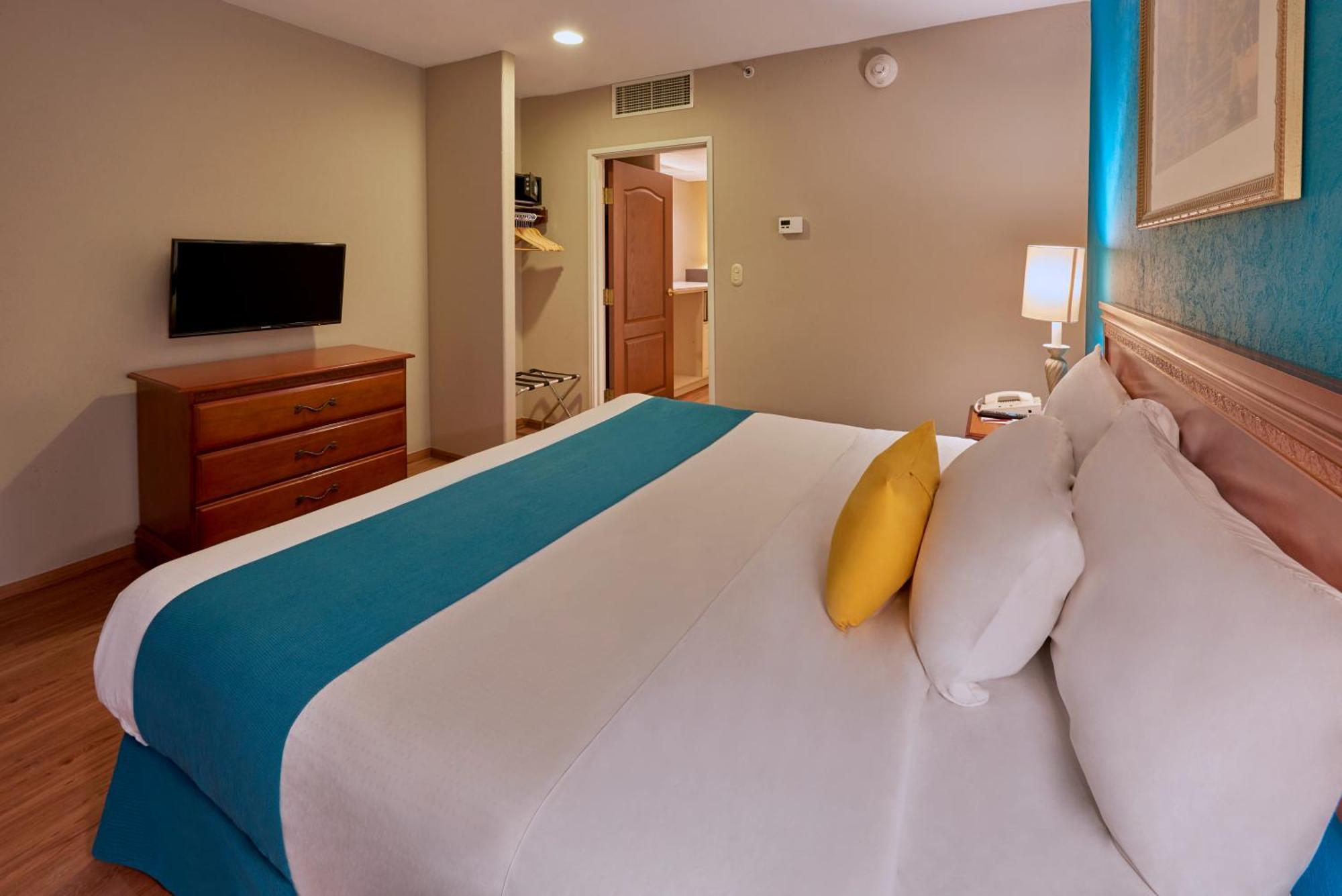 Sierra Suites By Hp Hotels San Luis Potosí Exteriör bild