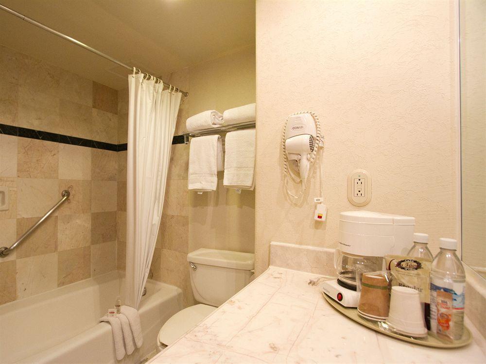 Sierra Suites By Hp Hotels San Luis Potosí Exteriör bild